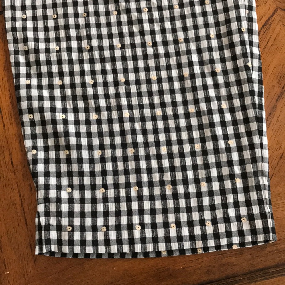 Pants - Picture 3 of 9